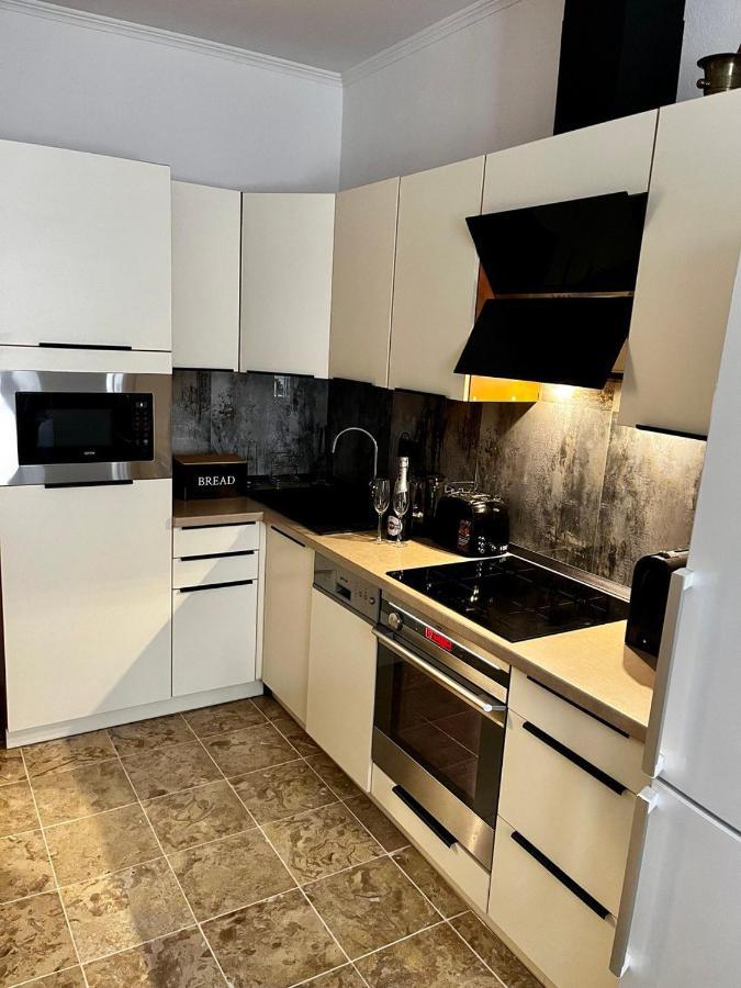 Varga Apartman Sopron Exterior foto